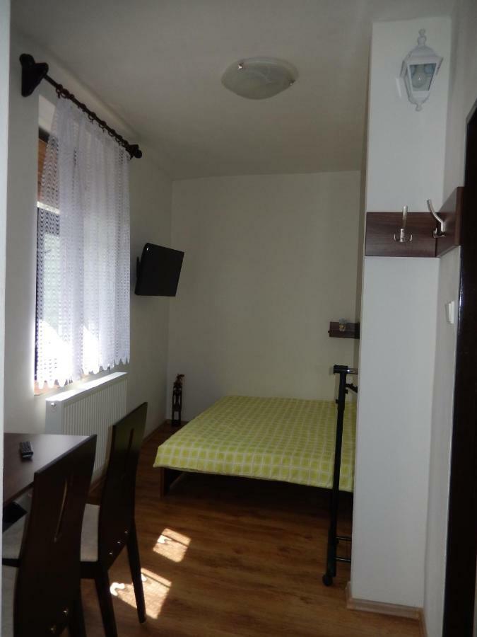 Ubytovani Ronsperk Pobezovice Buitenkant foto